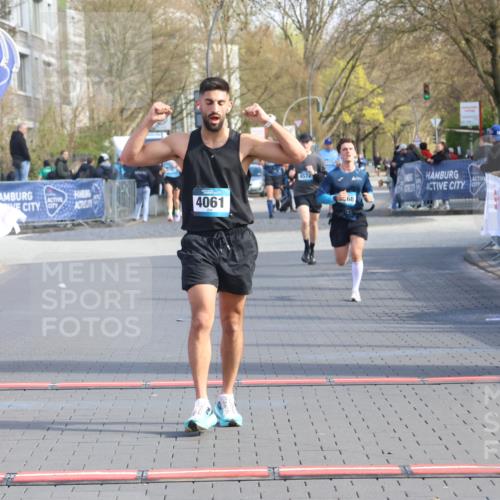 12.04.2026 - 45. Internationalen Wilhelmsburger Insellauf Strokosch-Dieckow http://msf.ph/oto/9453211 12.04.2026 10:26:41 Ziel 4061, 3368 meine-sportfotos.de