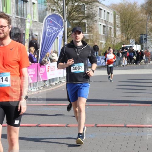 12.04.2026 - 45. Internationalen Wilhelmsburger Insellauf Strokosch-Dieckow http://msf.ph/oto/9453220 12.04.2026 10:38:50 Ziel 2614, 4063, 3214 meine-sportfotos.de