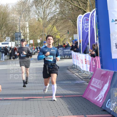 12.04.2026 - 45. Internationalen Wilhelmsburger Insellauf Strokosch-Dieckow http://msf.ph/oto/9453221 12.04.2026 10:26:44 Ziel 4061, 3368, 4572 meine-sportfotos.de
