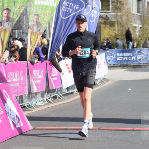 12.04.2026 - 45. Internationalen Wilhelmsburger Insellauf Strokosch-Dieckow http://msf.ph/oto/9453243 12.04.2026 10:39:00 Ziel 4264 meine-sportfotos.de