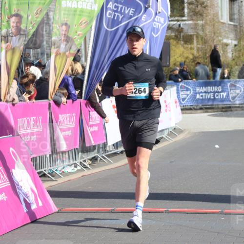 12.04.2026 - 45. Internationalen Wilhelmsburger Insellauf Strokosch-Dieckow http://msf.ph/oto/9453245 12.04.2026 10:39:00 Ziel 4264 meine-sportfotos.de