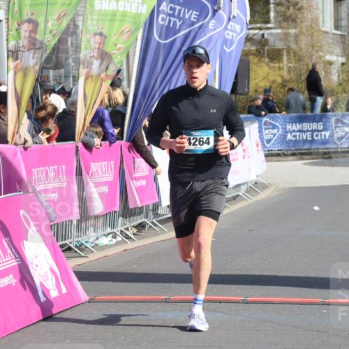 12.04.2026 - 45. Internationalen Wilhelmsburger Insellauf Strokosch-Dieckow http://msf.ph/oto/9453248 12.04.2026 10:39:00 Ziel 4264 meine-sportfotos.de