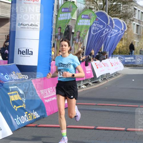 12.04.2026 - 45. Internationalen Wilhelmsburger Insellauf Strokosch-Dieckow http://msf.ph/oto/9453265 12.04.2026 10:26:52 Ziel 5742, 4225, 3752, 3047, 2160 meine-sportfotos.de