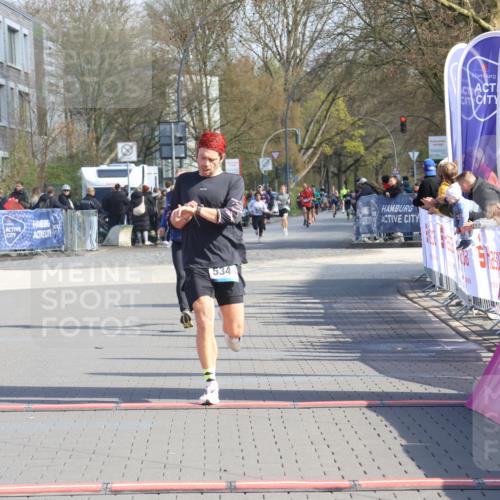 12.04.2026 - 45. Internationalen Wilhelmsburger Insellauf Strokosch-Dieckow http://msf.ph/oto/9453320 12.04.2026 10:27:15 Ziel 5344, 4941 meine-sportfotos.de