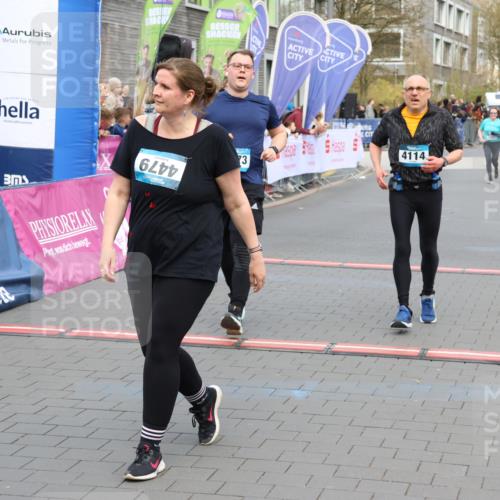 12.04.2026 - 45. Internationalen Wilhelmsburger Insellauf Strokosch-Dieckow http://msf.ph/oto/9453324 12.04.2026 13:07:15 Ziel 4114, 4173, 4729, 4273 meine-sportfotos.de