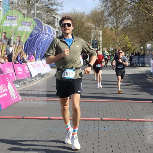 12.04.2026 - 45. Internationalen Wilhelmsburger Insellauf Strokosch-Dieckow http://msf.ph/oto/9453359 12.04.2026 10:39:45 Ziel 4608, 2878, 3110, 4040, 4325, 4871, 4393 meine-sportfotos.de
