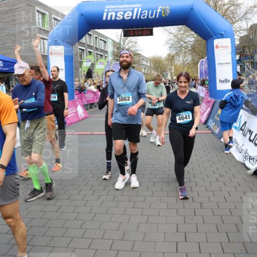 12.04.2026 - 45. Internationalen Wilhelmsburger Insellauf Strokosch-Dieckow http://msf.ph/oto/9453363 12.04.2026 13:07:04 Ziel 4408, 3862, 4248, 4044, 5354, 5587, 4122, 5665, 4280 meine-sportfotos.de