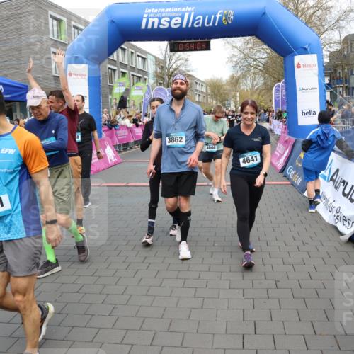 12.04.2026 - 45. Internationalen Wilhelmsburger Insellauf Strokosch-Dieckow http://msf.ph/oto/9453370 12.04.2026 13:07:03 Ziel 4510, 4078, 4641, 4821, 4408, 3862, 4248, 4044, 5354, 5587, 4122 meine-sportfotos.de