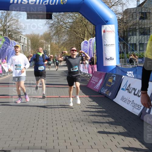 12.04.2026 - 45. Internationalen Wilhelmsburger Insellauf Strokosch-Dieckow http://msf.ph/oto/9453385 12.04.2026 10:39:48 Ziel 2878, 3110, 4040, 4325, 4871, 4393, 4976 meine-sportfotos.de