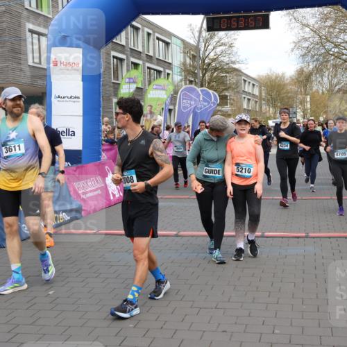 12.04.2026 - 45. Internationalen Wilhelmsburger Insellauf Strokosch-Dieckow http://msf.ph/oto/9453393 12.04.2026 13:06:57 Ziel 5210, 4234, 4705, 4745, 3869, 3866, 2536, 4510, 4078, 4641, 4821, 4408, 3862, 4248 meine-sportfotos.de