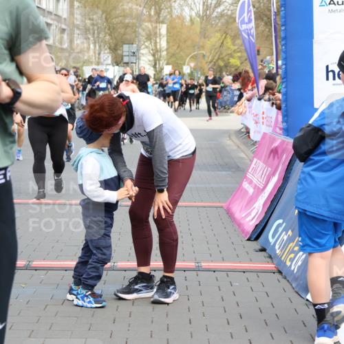 12.04.2026 - 45. Internationalen Wilhelmsburger Insellauf Strokosch-Dieckow http://msf.ph/oto/9453431 12.04.2026 13:06:47 Ziel 5218, 4133, 3264, 4091, 3278, 3877, 3943, 3804, 3270, 2008, 3611 meine-sportfotos.de