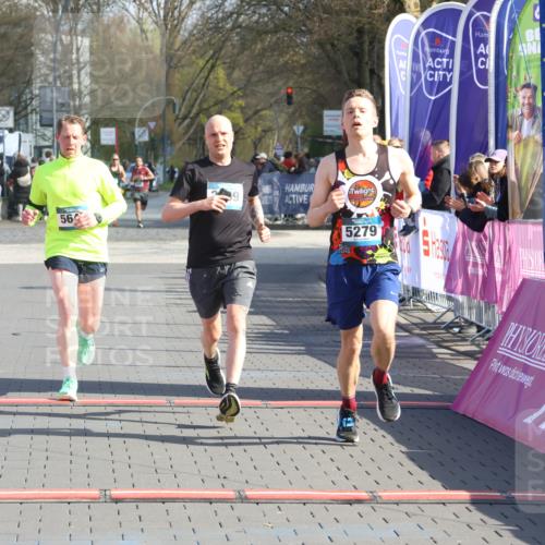 12.04.2026 - 45. Internationalen Wilhelmsburger Insellauf Strokosch-Dieckow http://msf.ph/oto/9453467 12.04.2026 10:27:46 Ziel 3815, 5440, 5279, 2659, 5645 meine-sportfotos.de
