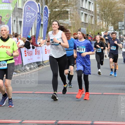 12.04.2026 - 45. Internationalen Wilhelmsburger Insellauf Strokosch-Dieckow http://msf.ph/oto/9453504 12.04.2026 13:06:35 Ziel 5677, 4507, 4638, 4010, 4011, 5719, 4092, 4819, 5588, 2335, 4897, 2584, 3591, 5859 meine-sportfotos.de