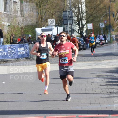 12.04.2026 - 45. Internationalen Wilhelmsburger Insellauf Strokosch-Dieckow http://msf.ph/oto/9453507 12.04.2026 10:27:55 Ziel 5585, 2181 meine-sportfotos.de