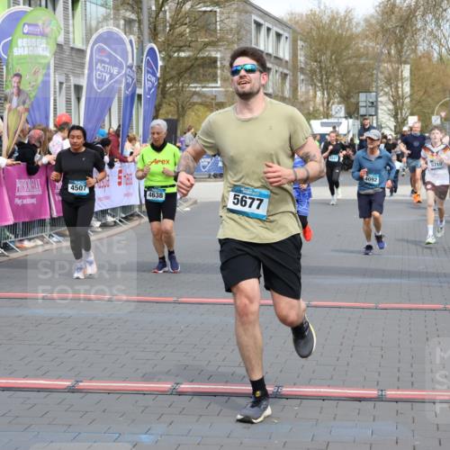 12.04.2026 - 45. Internationalen Wilhelmsburger Insellauf Strokosch-Dieckow http://msf.ph/oto/9453514 12.04.2026 13:06:32 Ziel 4236, 5677, 4507, 4638, 4010, 4011, 5719, 4092 meine-sportfotos.de