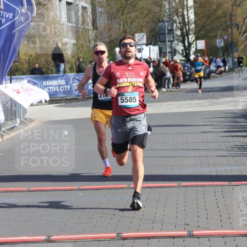 12.04.2026 - 45. Internationalen Wilhelmsburger Insellauf Strokosch-Dieckow http://msf.ph/oto/9453527 12.04.2026 10:27:57 Ziel 5585, 2181 meine-sportfotos.de