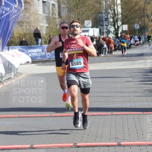 12.04.2026 - 45. Internationalen Wilhelmsburger Insellauf Strokosch-Dieckow http://msf.ph/oto/9453538 12.04.2026 10:27:57 Ziel 5585, 2181 meine-sportfotos.de