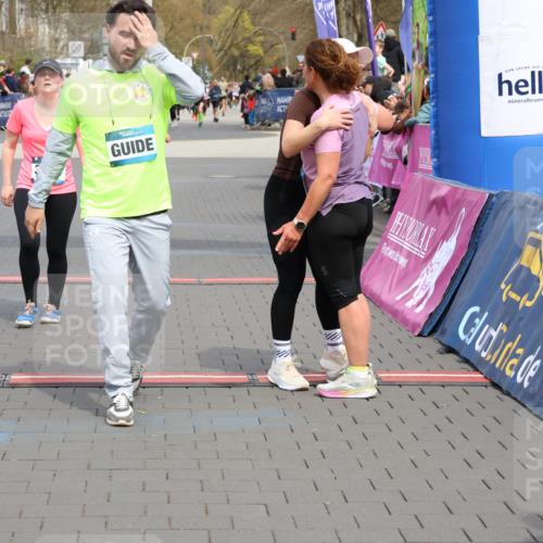 12.04.2026 - 45. Internationalen Wilhelmsburger Insellauf Strokosch-Dieckow http://msf.ph/oto/9453588 12.04.2026 13:06:10 Ziel 5486, 4619, 3316, 4219, 5848 meine-sportfotos.de
