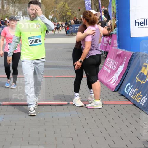 12.04.2026 - 45. Internationalen Wilhelmsburger Insellauf Strokosch-Dieckow http://msf.ph/oto/9453594 12.04.2026 13:06:10 Ziel 5486, 4619, 3316, 4219, 5848 meine-sportfotos.de