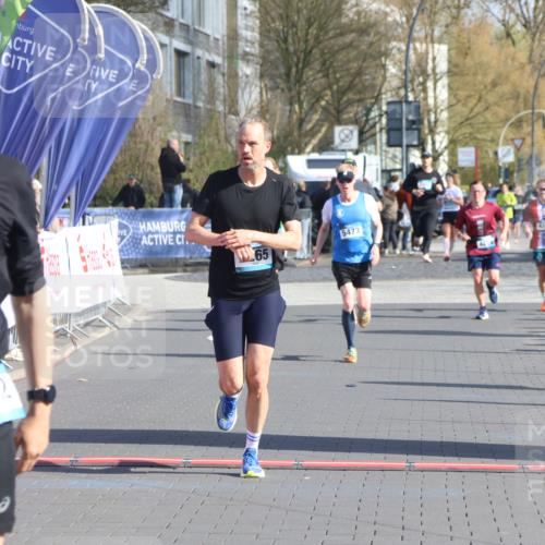 12.04.2026 - 45. Internationalen Wilhelmsburger Insellauf Strokosch-Dieckow http://msf.ph/oto/9453622 12.04.2026 10:28:31 Ziel 2265, 5473 meine-sportfotos.de