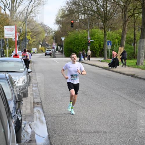 12.04.2026 - 45. Internationalen Wilhelmsburger Insellauf J. Mangold http://msf.ph/oto/9453623 12.04.2026 10:12:24 Ziel 2873 meine-sportfotos.de