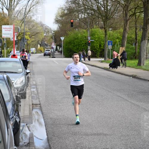 12.04.2026 - 45. Internationalen Wilhelmsburger Insellauf J. Mangold http://msf.ph/oto/9453628 12.04.2026 10:12:24 Ziel 2873 meine-sportfotos.de