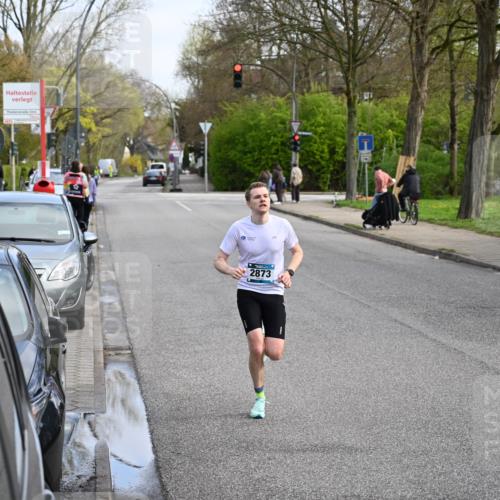 12.04.2026 - 45. Internationalen Wilhelmsburger Insellauf J. Mangold http://msf.ph/oto/9453633 12.04.2026 10:12:24 Ziel 2873 meine-sportfotos.de