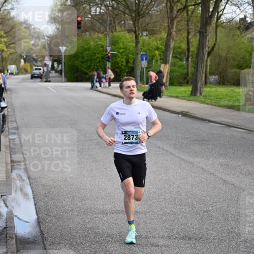 12.04.2026 - 45. Internationalen Wilhelmsburger Insellauf J. Mangold http://msf.ph/oto/9453646 12.04.2026 10:12:24 Ziel 2873 meine-sportfotos.de