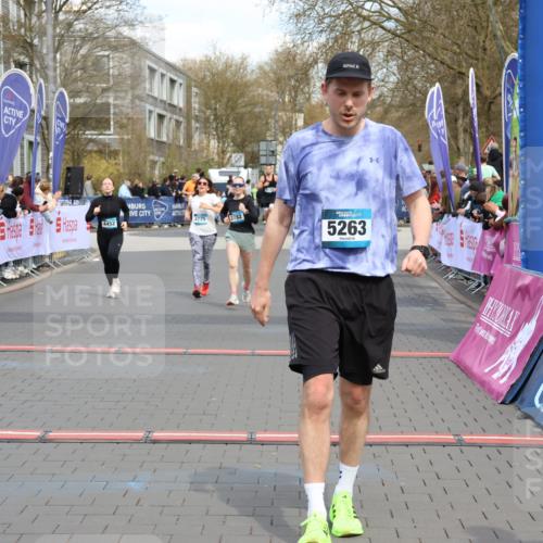 12.04.2026 - 45. Internationalen Wilhelmsburger Insellauf Strokosch-Dieckow http://msf.ph/oto/9453749 12.04.2026 13:05:59 Ziel 5597, 5249, 5263, 5414, 4126, 3782, 3164, 4452, 4775 meine-sportfotos.de