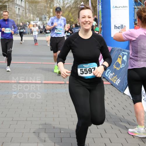12.04.2026 - 45. Internationalen Wilhelmsburger Insellauf Strokosch-Dieckow http://msf.ph/oto/9453761 12.04.2026 13:05:57 Ziel 5597, 5249, 5263, 5414, 4126, 3782, 3164 meine-sportfotos.de