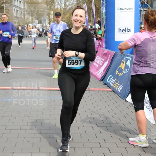 12.04.2026 - 45. Internationalen Wilhelmsburger Insellauf Strokosch-Dieckow http://msf.ph/oto/9453778 12.04.2026 13:05:57 Ziel 5597, 5249, 5263, 5414, 4126, 3782, 3164 meine-sportfotos.de