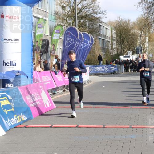 12.04.2026 - 45. Internationalen Wilhelmsburger Insellauf Strokosch-Dieckow http://msf.ph/oto/9453977 12.04.2026 10:29:01 Ziel 3141, 4883, 2979, 3585 meine-sportfotos.de
