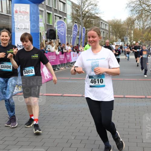 12.04.2026 - 45. Internationalen Wilhelmsburger Insellauf Strokosch-Dieckow http://msf.ph/oto/9454067 12.04.2026 13:05:28 Ziel 4610, 5128, 5098, 5235, 5234, 5504, 2139, 3001, 2443 meine-sportfotos.de