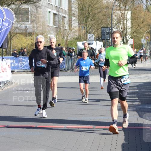 12.04.2026 - 45. Internationalen Wilhelmsburger Insellauf Strokosch-Dieckow http://msf.ph/oto/9454106 12.04.2026 10:41:33 Ziel 5247, 5299, 5315, 5288, 3444, 5254 meine-sportfotos.de