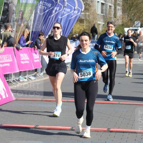 12.04.2026 - 45. Internationalen Wilhelmsburger Insellauf Strokosch-Dieckow http://msf.ph/oto/9454159 12.04.2026 10:41:51 Ziel 4295, 5038, 4674, 5034, 3861 meine-sportfotos.de