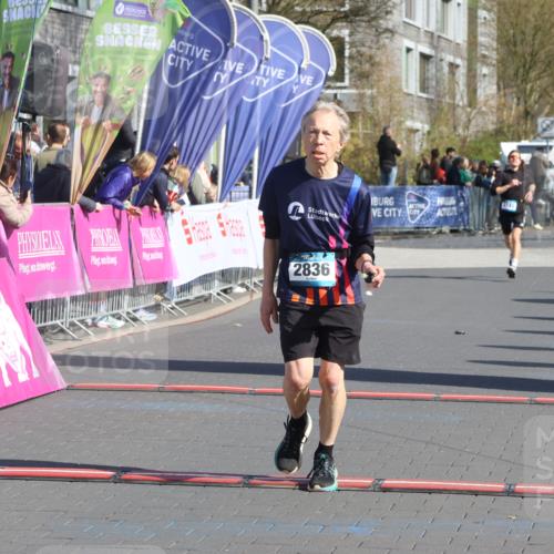 12.04.2026 - 45. Internationalen Wilhelmsburger Insellauf Strokosch-Dieckow http://msf.ph/oto/9454316 12.04.2026 10:42:22 Ziel 2836 meine-sportfotos.de