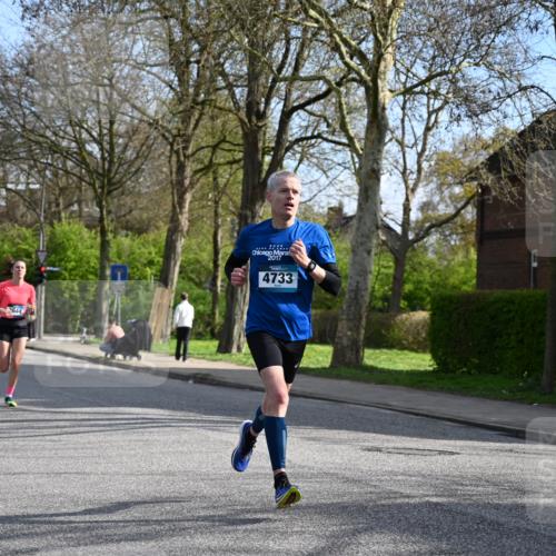 12.04.2026 - 45. Internationalen Wilhelmsburger Insellauf J. Mangold http://msf.ph/oto/9454332 12.04.2026 10:18:44 Ziel 4733, 4583, 4117, 3644, 2757, 2757, 5049, 2671, 2549, 3289 meine-sportfotos.de