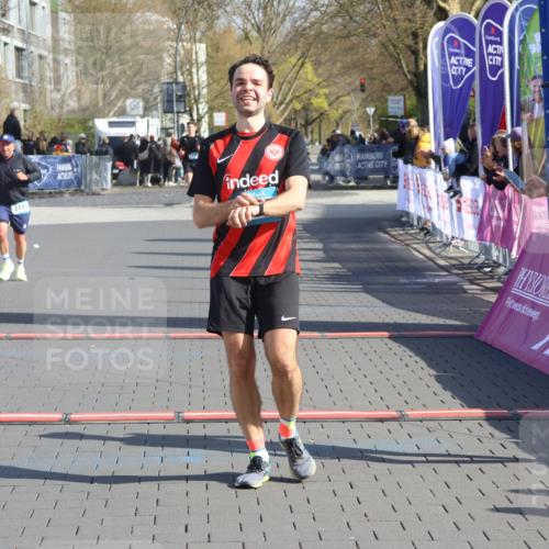 12.04.2026 - 45. Internationalen Wilhelmsburger Insellauf Strokosch-Dieckow http://msf.ph/oto/9454379 12.04.2026 10:29:35 Ziel 3777, 4979, 4087, 3735 meine-sportfotos.de