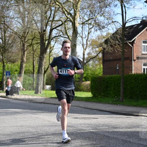 12.04.2026 - 45. Internationalen Wilhelmsburger Insellauf J. Mangold http://msf.ph/oto/9454402 12.04.2026 10:18:48 Ziel 4733, 4583, 4117, 3644, 2757, 5049, 2671, 2549, 3289, 5456, 2789 meine-sportfotos.de