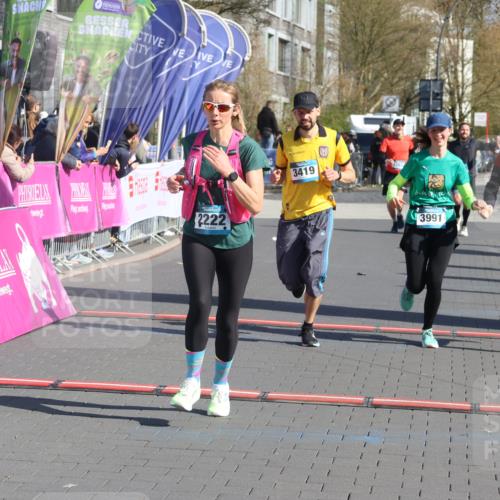 12.04.2026 - 45. Internationalen Wilhelmsburger Insellauf Strokosch-Dieckow http://msf.ph/oto/9454434 12.04.2026 10:42:34 Ziel 4615, 2222, 3419, 4042, 3991 meine-sportfotos.de