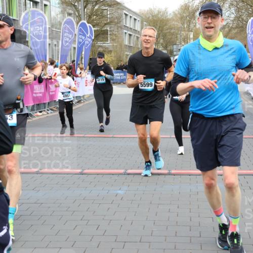 12.04.2026 - 45. Internationalen Wilhelmsburger Insellauf Strokosch-Dieckow http://msf.ph/oto/9454526 12.04.2026 13:04:44 Ziel 4647, 5565, 4600, 5474, 4653, 5420, 5599, 5620, 4951, 4115, 4351 meine-sportfotos.de
