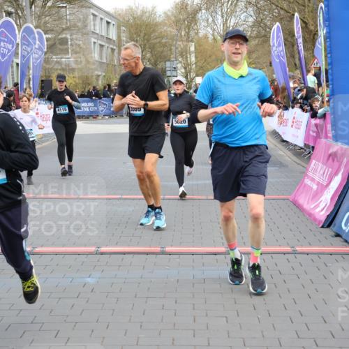 12.04.2026 - 45. Internationalen Wilhelmsburger Insellauf Strokosch-Dieckow http://msf.ph/oto/9454531 12.04.2026 13:04:44 Ziel 4647, 5565, 4600, 5474, 4653, 5420, 5599, 5620, 4951, 4115, 4351 meine-sportfotos.de