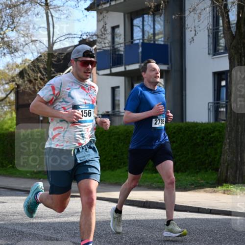 12.04.2026 - 45. Internationalen Wilhelmsburger Insellauf J. Mangold http://msf.ph/oto/9454538 12.04.2026 10:19:29 Ziel 2671, 2549, 3289, 5456, 2789, 5652, 3976, 4162, 4605 meine-sportfotos.de