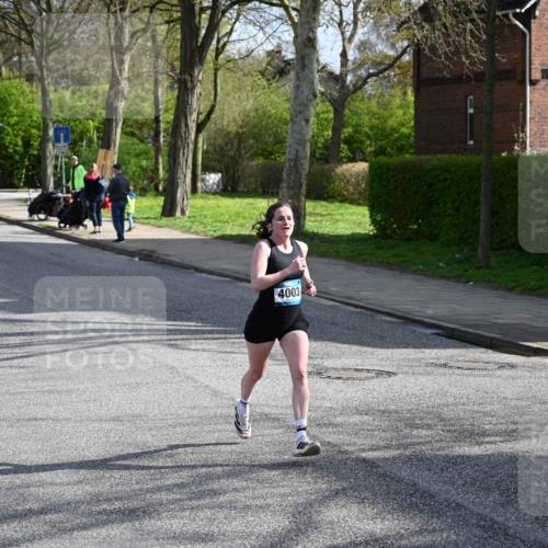 12.04.2026 - 45. Internationalen Wilhelmsburger Insellauf J. Mangold http://msf.ph/oto/9454570 12.04.2026 10:20:56 Ziel 3134, 3208, 2212, 4003, 5591, 2127, 3099, 2253 meine-sportfotos.de