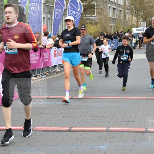 12.04.2026 - 45. Internationalen Wilhelmsburger Insellauf Strokosch-Dieckow http://msf.ph/oto/9454586 12.04.2026 13:04:41 Ziel 5257, 4647, 5565, 4600, 5474, 4653, 5420, 5599, 5620, 4951, 4115 meine-sportfotos.de