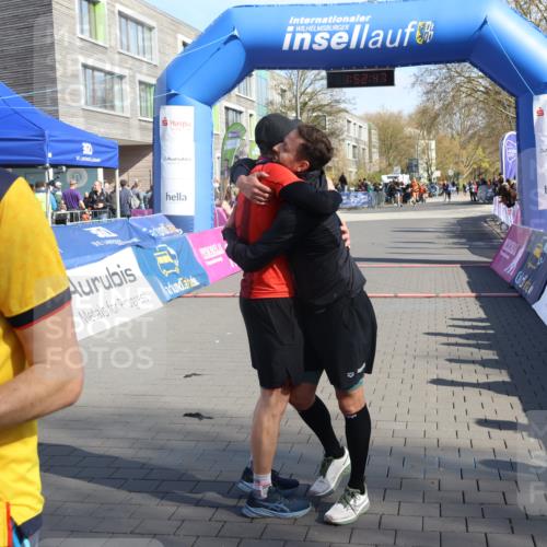 12.04.2026 - 45. Internationalen Wilhelmsburger Insellauf Strokosch-Dieckow http://msf.ph/oto/9454589 12.04.2026 10:42:45 Ziel  meine-sportfotos.de