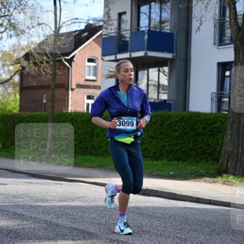 12.04.2026 - 45. Internationalen Wilhelmsburger Insellauf J. Mangold http://msf.ph/oto/9454594 12.04.2026 10:21:21 Ziel 2127, 3099, 2253, 3137, 3930, 3317, 3771 meine-sportfotos.de