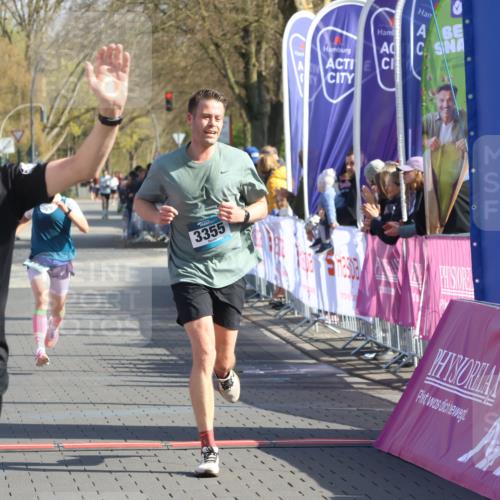 12.04.2026 - 45. Internationalen Wilhelmsburger Insellauf Strokosch-Dieckow http://msf.ph/oto/9454604 12.04.2026 10:29:57 Ziel 5804, 3355, 4142, 2627 meine-sportfotos.de