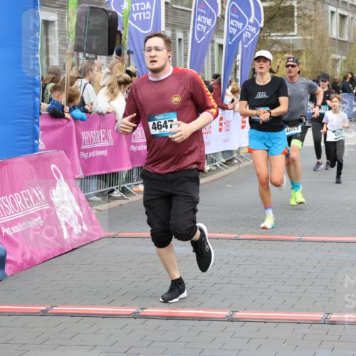 12.04.2026 - 45. Internationalen Wilhelmsburger Insellauf Strokosch-Dieckow http://msf.ph/oto/9454619 12.04.2026 13:04:41 Ziel 5257, 4647, 5565, 4600, 5474, 4653, 5420, 5599, 5620, 4951, 4115 meine-sportfotos.de
