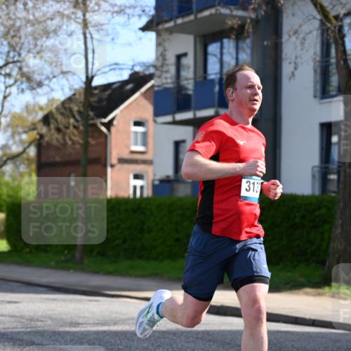 12.04.2026 - 45. Internationalen Wilhelmsburger Insellauf J. Mangold http://msf.ph/oto/9454634 12.04.2026 10:21:50 Ziel 3137, 3930, 3317, 3771, 2010, 3053, 4694, 5507 meine-sportfotos.de